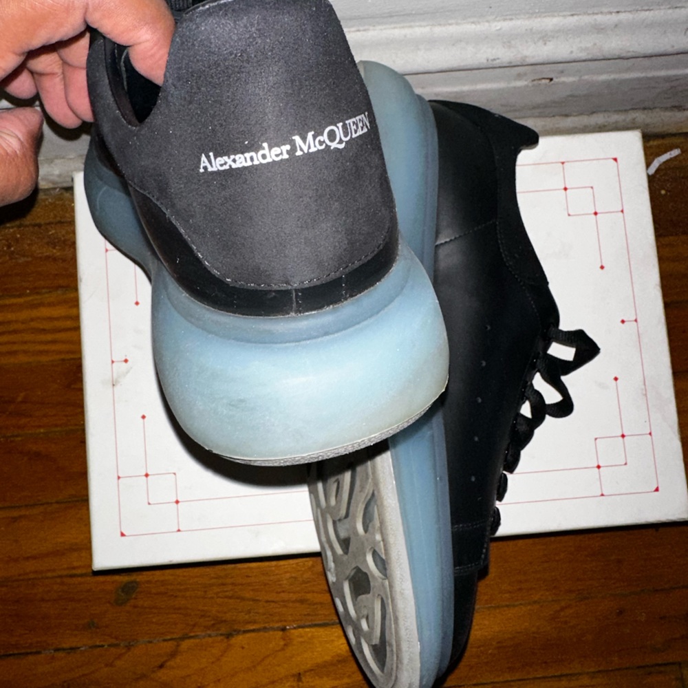 Alexander, McQueens